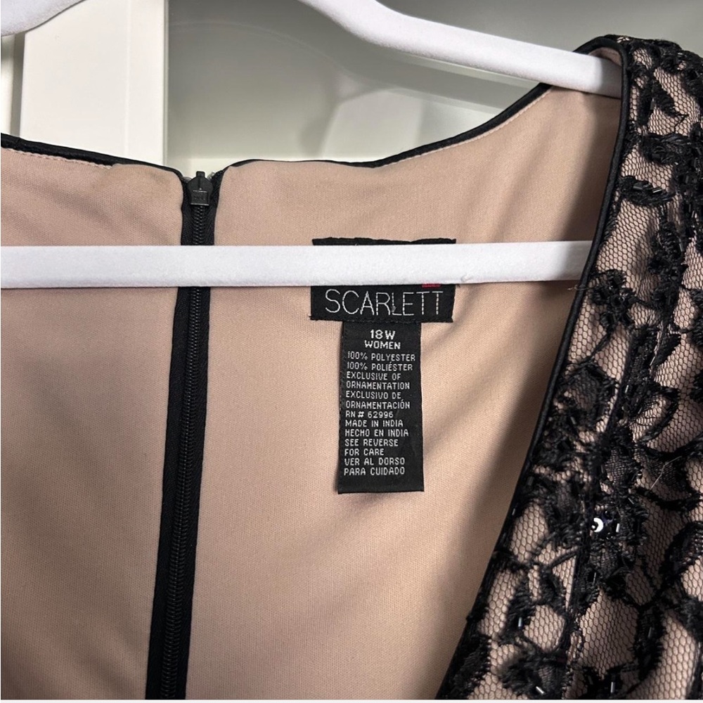 BLACK LACE BABYDOLL DRESS - Picture 5 of 5